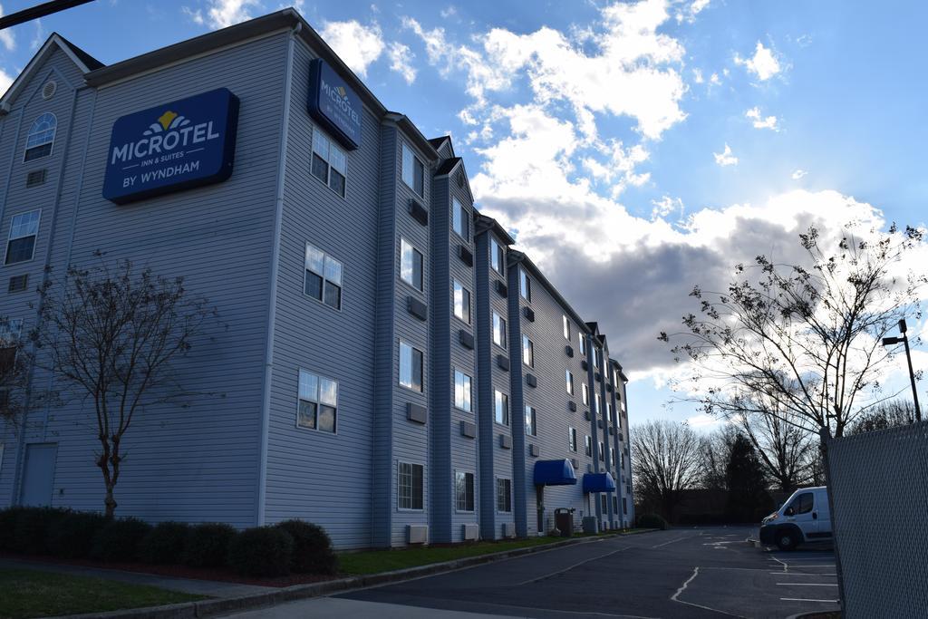 Microtel Inn & Suites By Wyndham Rock Hill/Charlotte Area Экстерьер фото